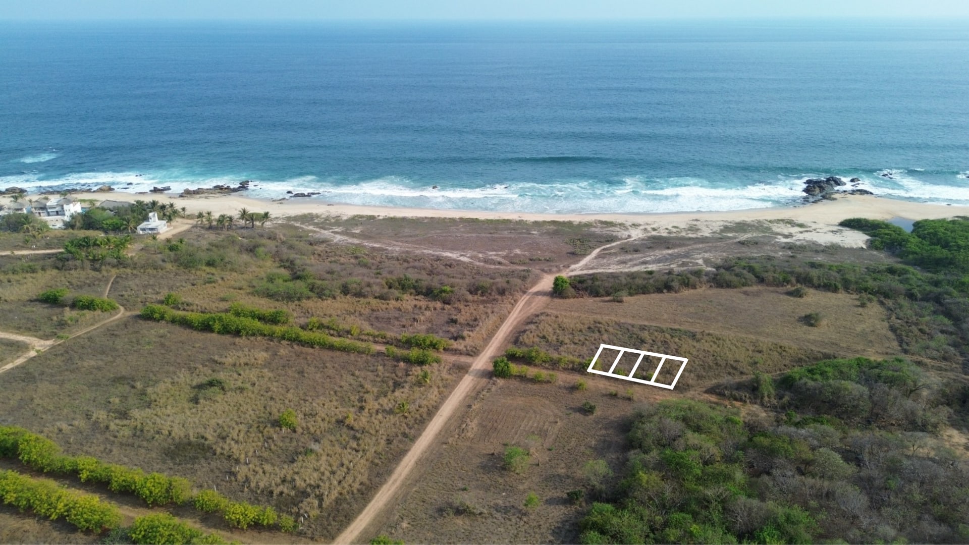 Los lotes a unos pasos de la playa